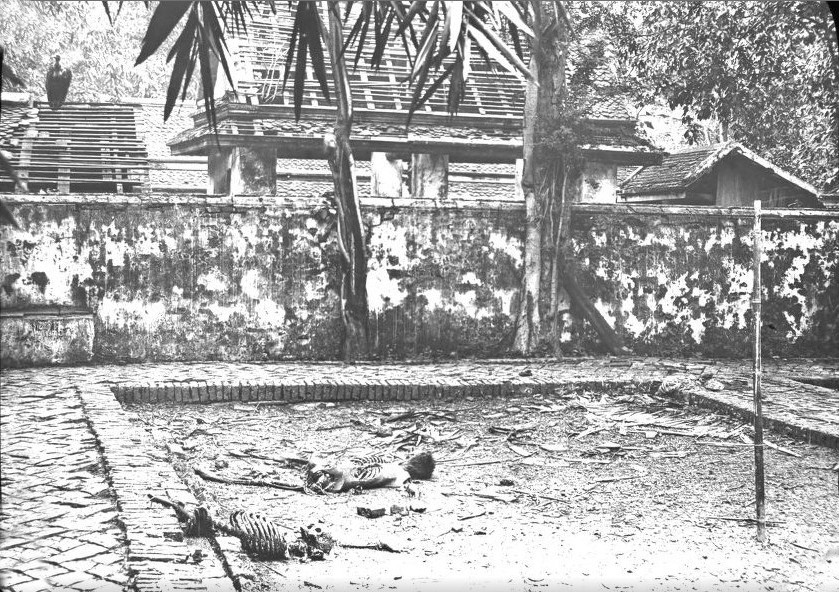 หนังสือ Bangkok (in 1892 ) by Lucien Fournereau